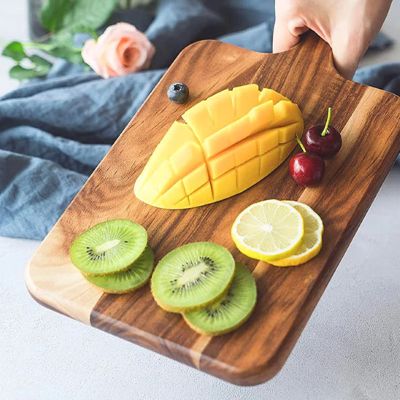 planche a dcouper bois objet d'art culinaire