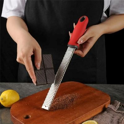 zesteur microplane prise en mains sécurisée et confortable