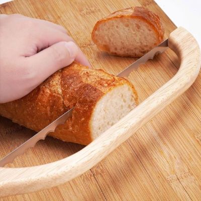 couteau à pain en bois de bambou poli