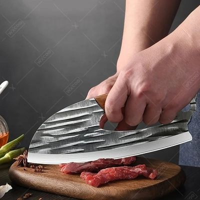 couteau-de-cuisine-rangement-tiroir-ou-accroché-par-son-trou