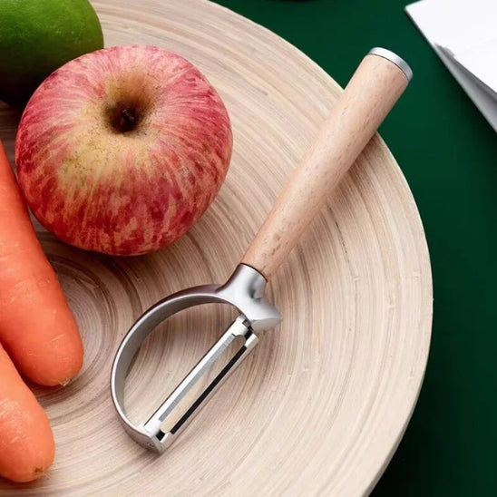 Éplucheurs de Fruits enlève juste une mince couche pour éviter le gaspillage