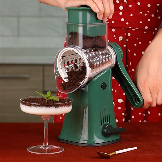 Mandoline Cuisine faire des copeaux de chocolat pour décorer les desserts