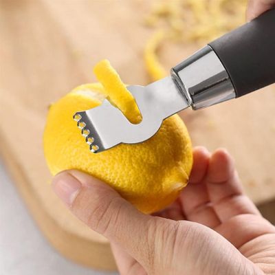 zesteur 5 fines bandes pour parfumer délicatement